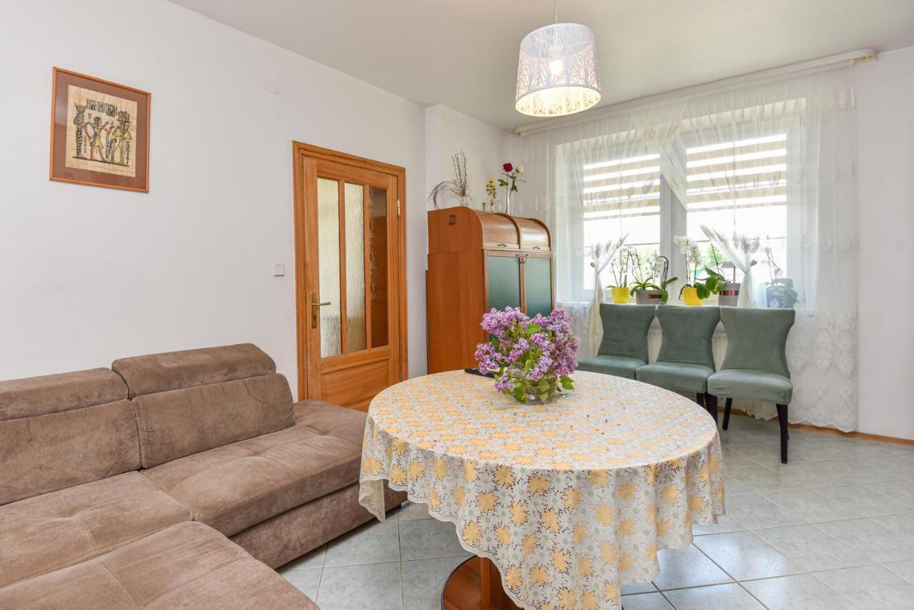 Medziotoju Apartment In Old City Palanga Kültér fotó