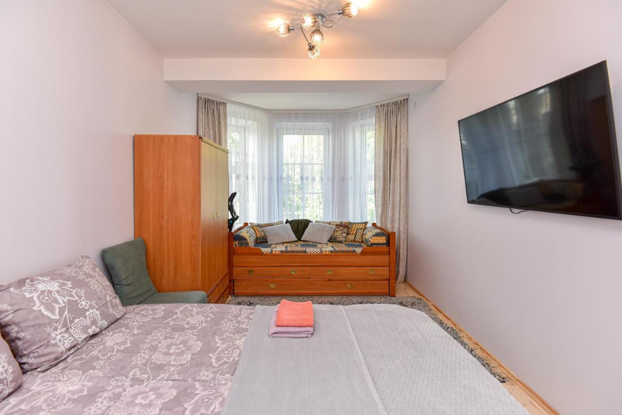 Medziotoju Apartment In Old City Palanga Kültér fotó