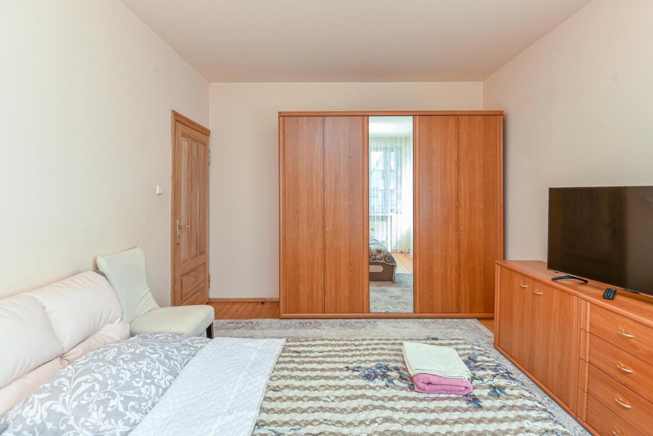 Medziotoju Apartment In Old City Palanga Kültér fotó