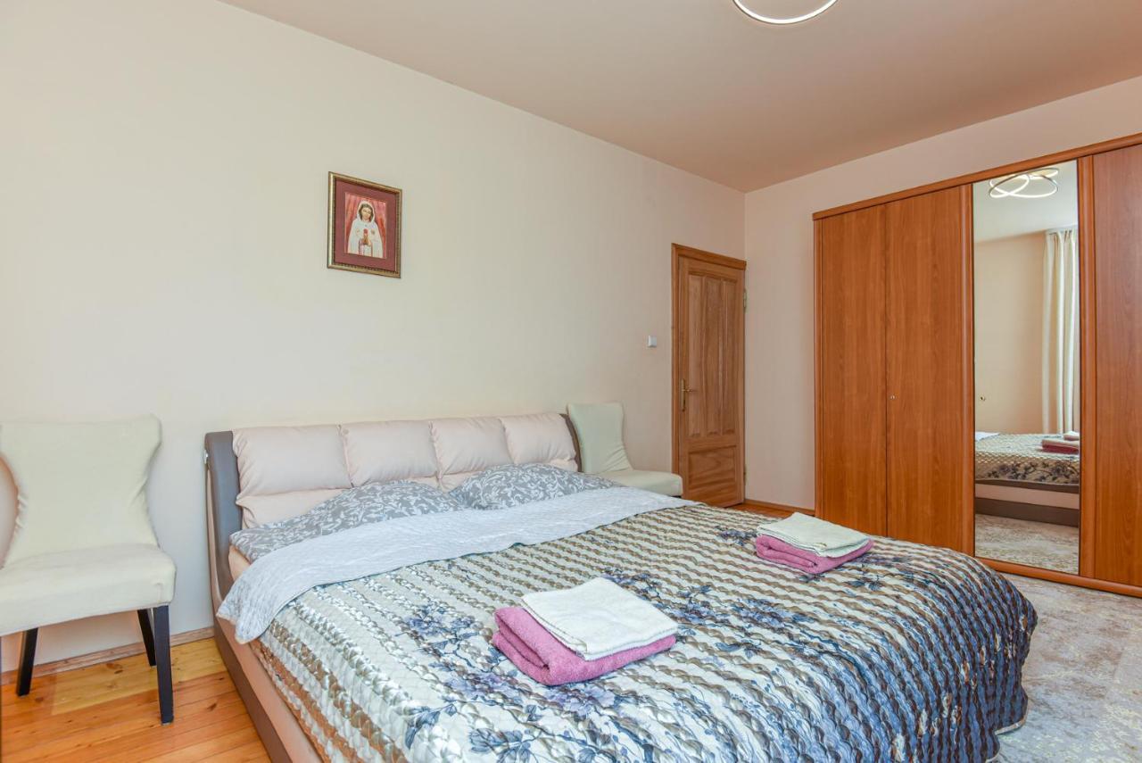 Medziotoju Apartment In Old City Palanga Kültér fotó