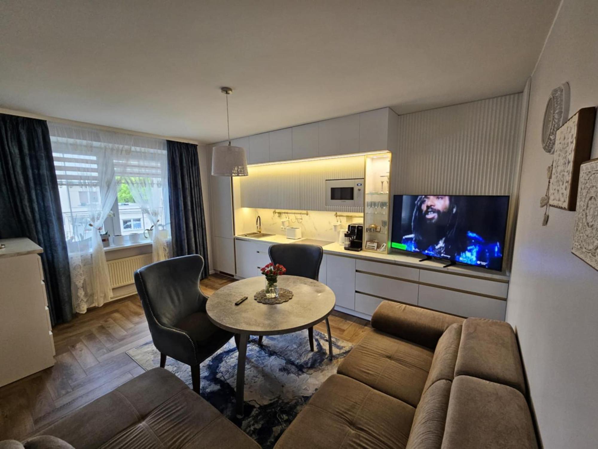 Medziotoju Apartment In Old City Palanga Kültér fotó